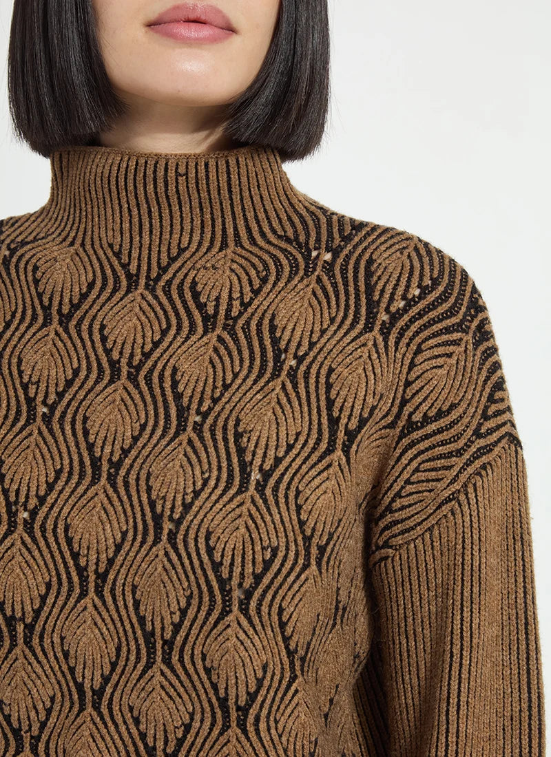 Lysse Rhea Rib Scallop Edge Pullover