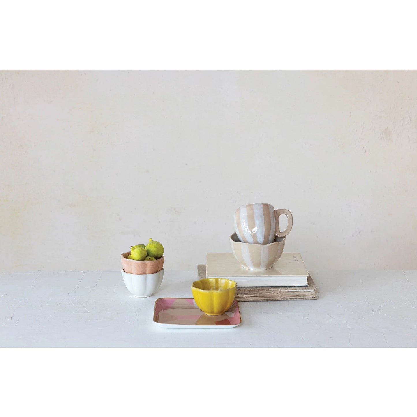 Stoneware Flower Shaped Bowl, 3 Colors