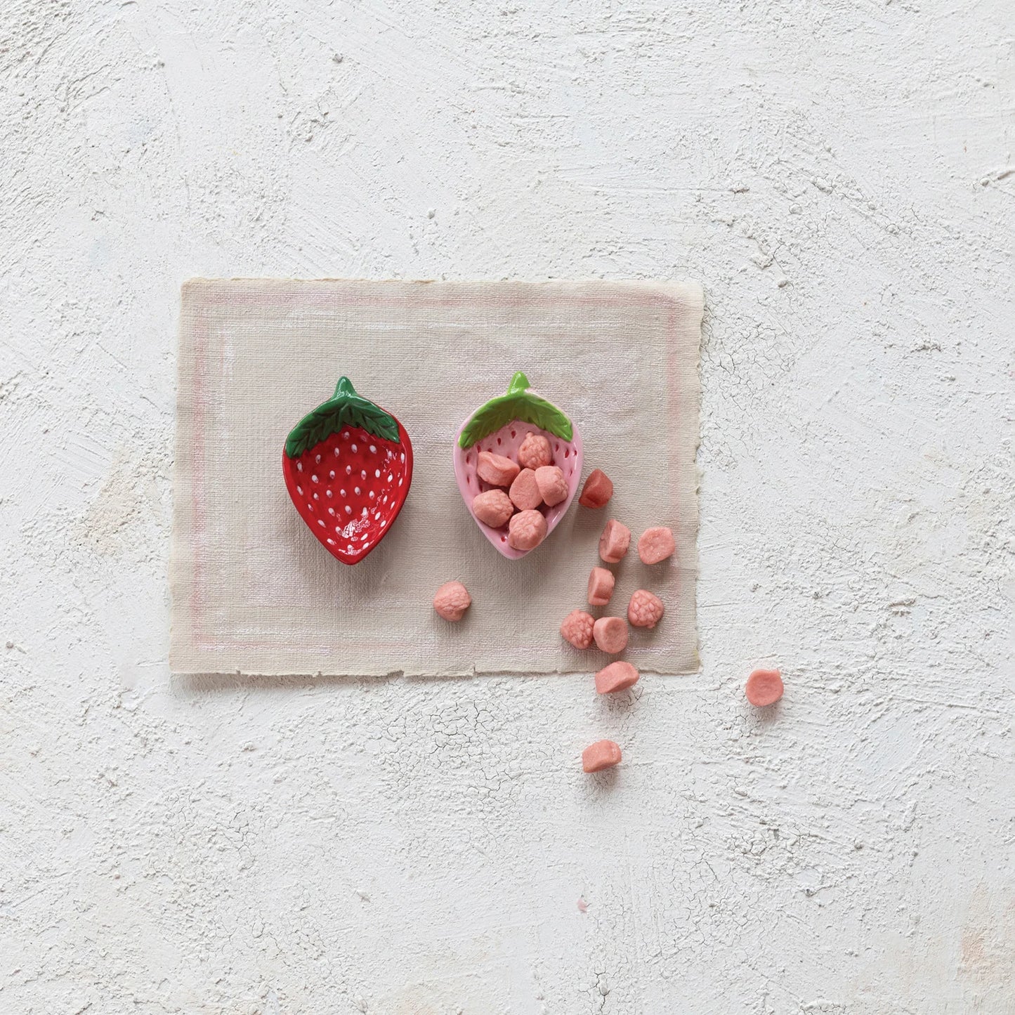Strawberry Shaped Dish, 2 colors