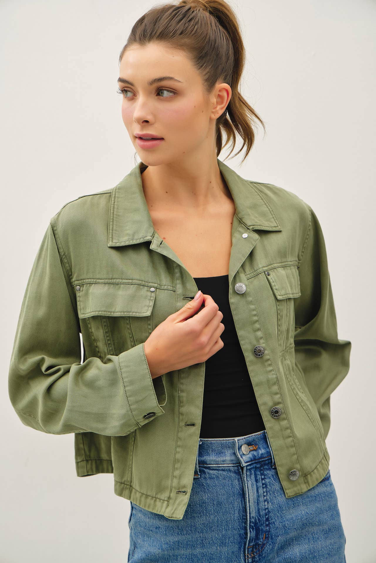 TENCEL BLEND BOXY CROPPED SHACKET