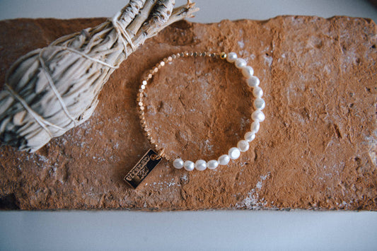Half & Half Pearl and Gold Faceted Bracelet