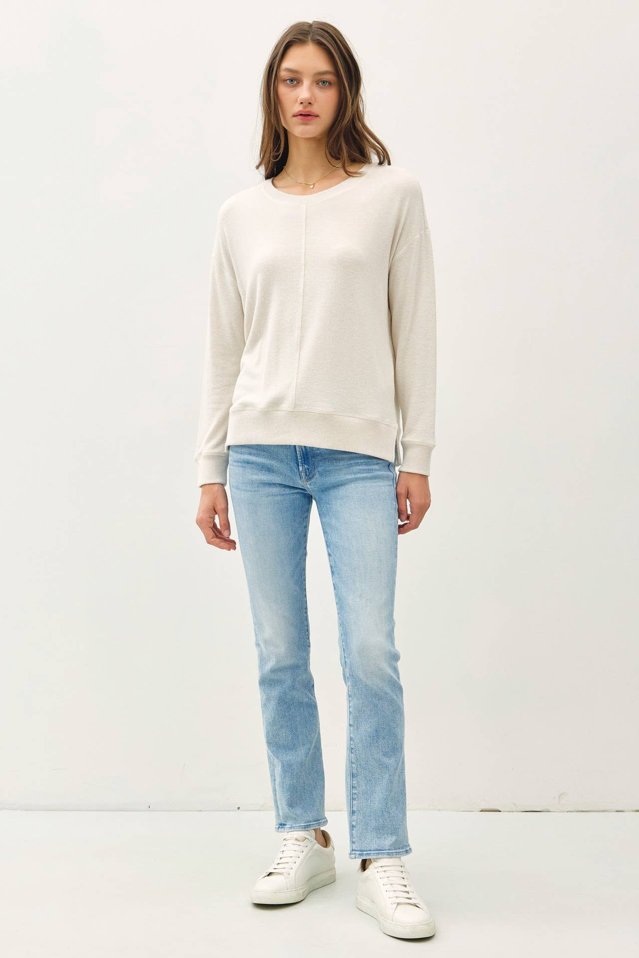 ROUND NECK HACCI BRUSHED PULLOVER KNIT TOP