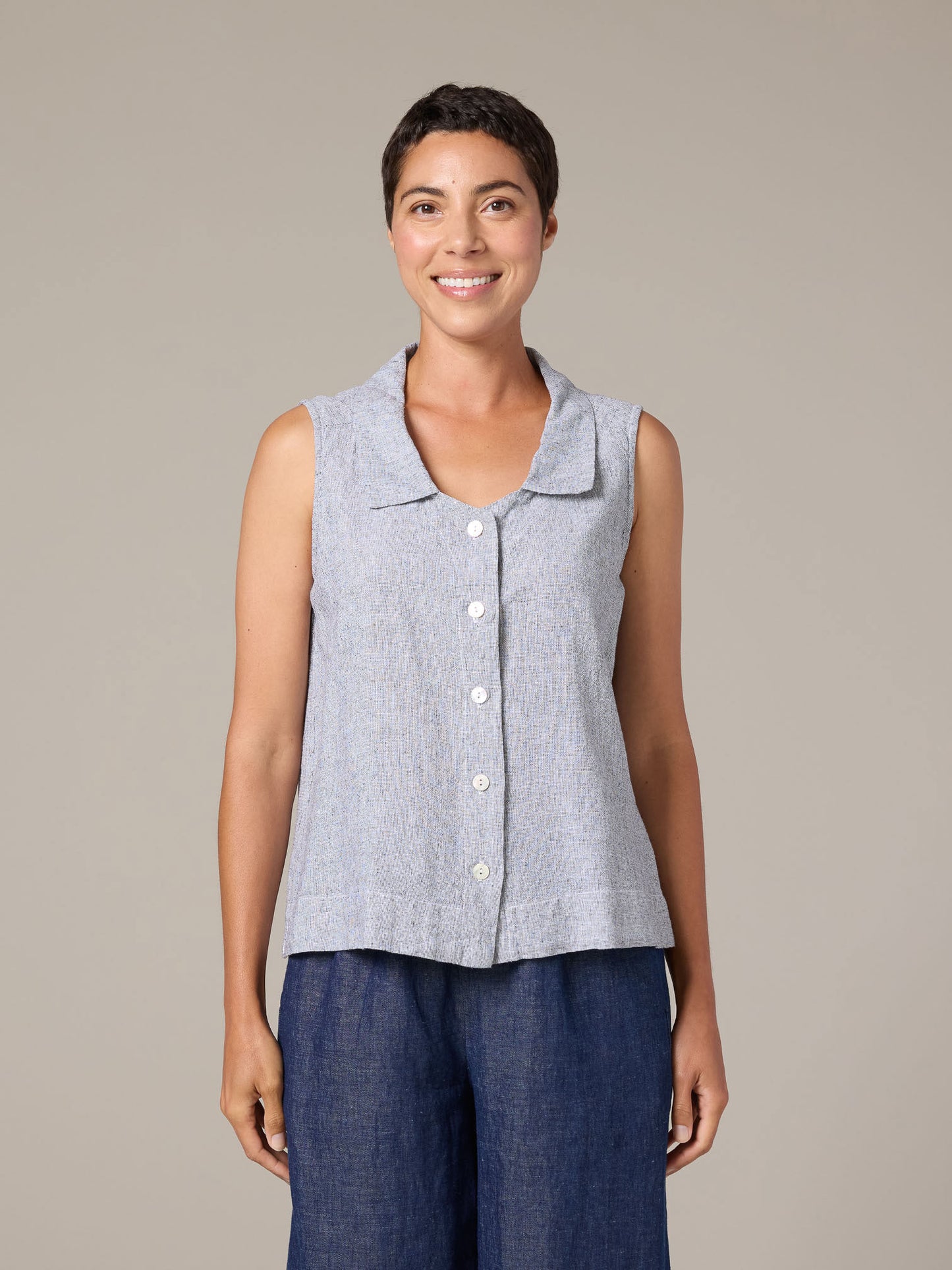 Cut Loose Collared Sleeveless Top