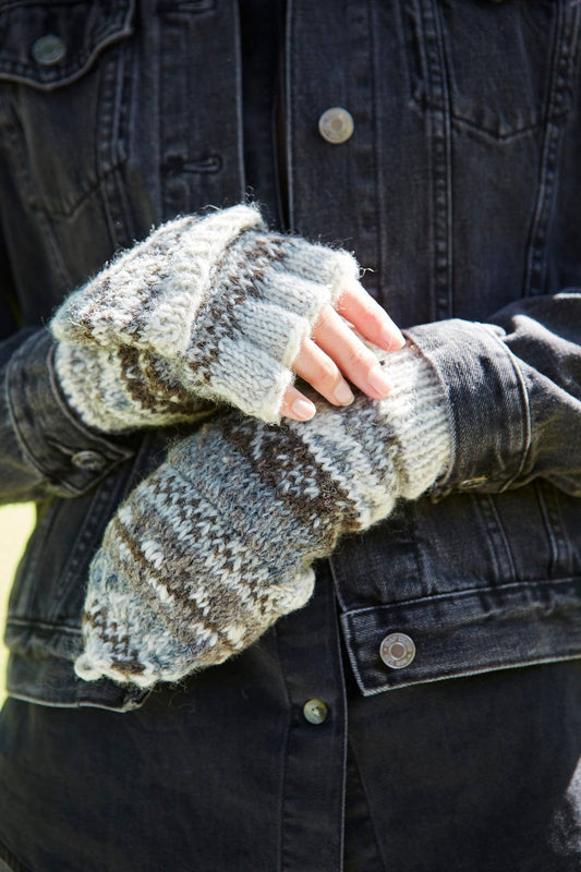 Classic Fairisle Natural Glove Mitts