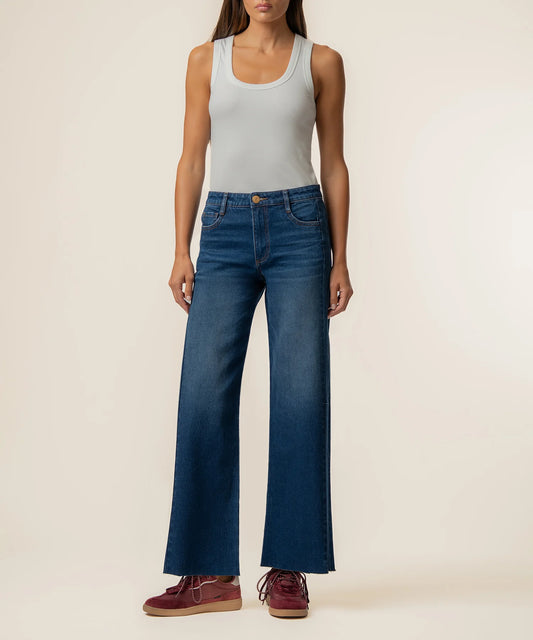 Kut from the Kloth Meg in Curator Wash