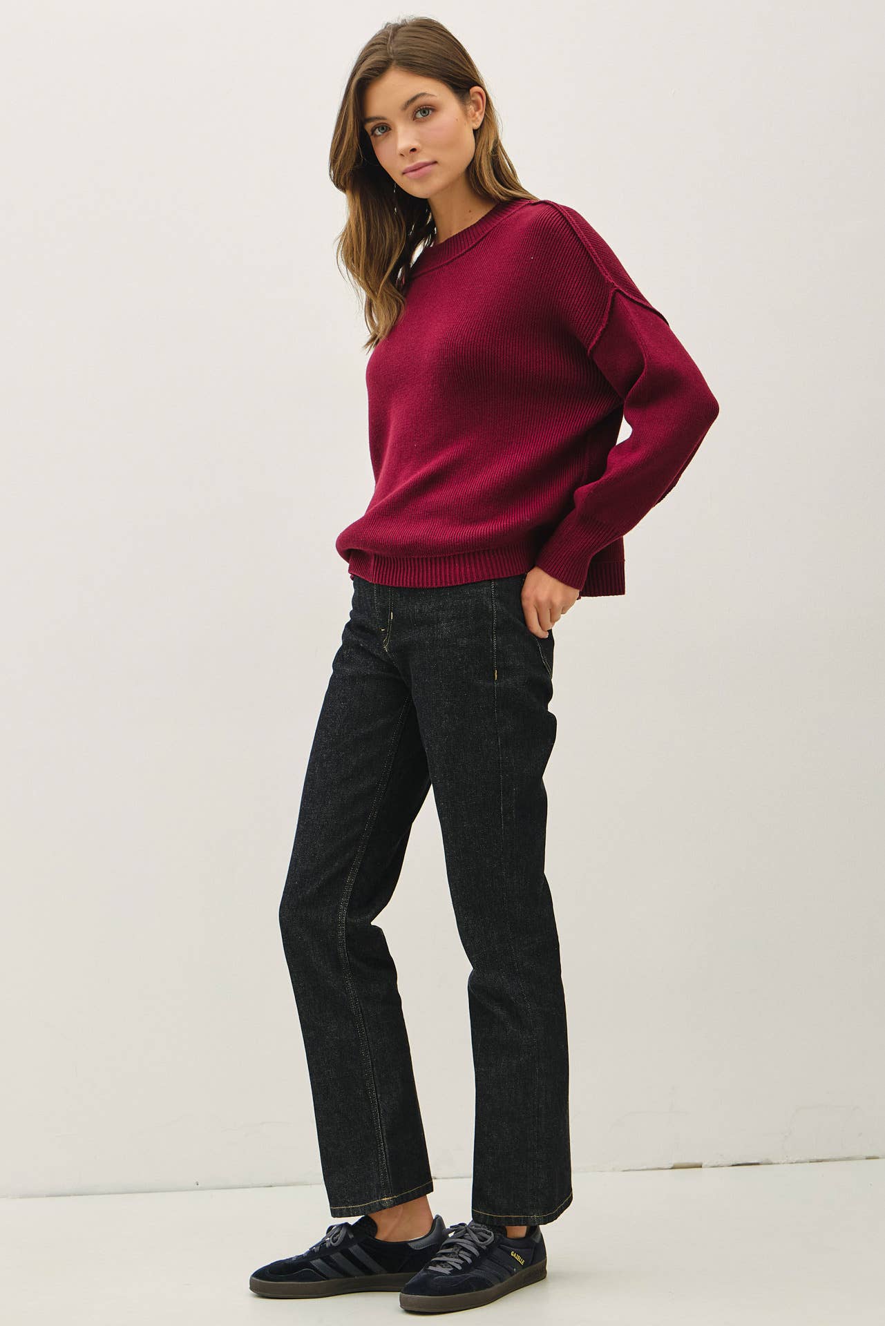RIBBED KNIT SWEATER WITH RAW SEAM DETAILS, 2 colors