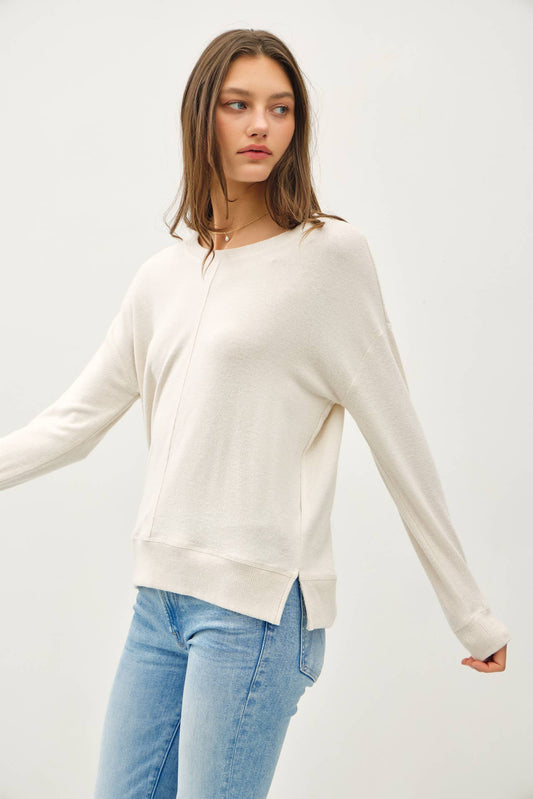 ROUND NECK HACCI BRUSHED PULLOVER KNIT TOP