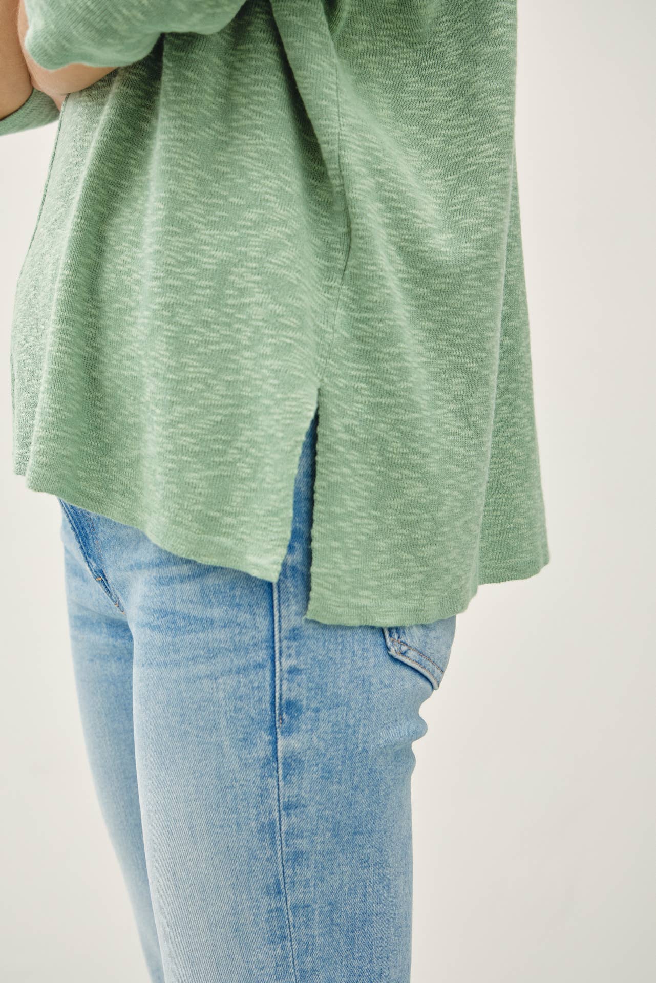 RELAXED FIT 1/2 SLEEVE COTTON SLUB SWEATER