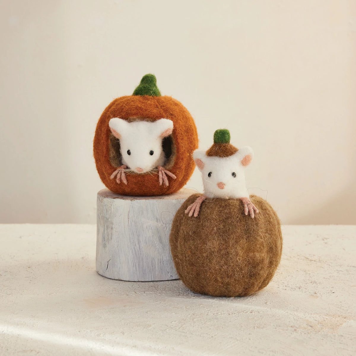 Wool Felt Pumpkin with Mouse, 2 styles