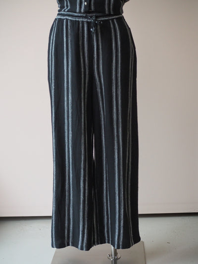 Tribal Pull On Flowy Crop Pant