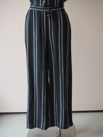 Tribal Pull On Flowy Crop Pant