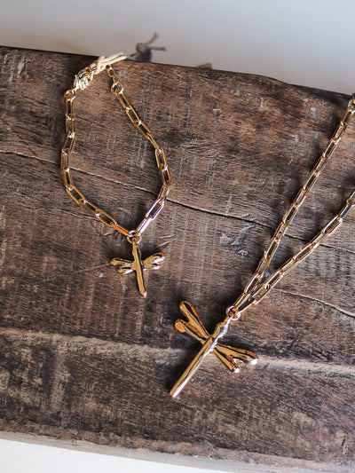 Uno de 50 Freedom Gold Dragonfly Necklace